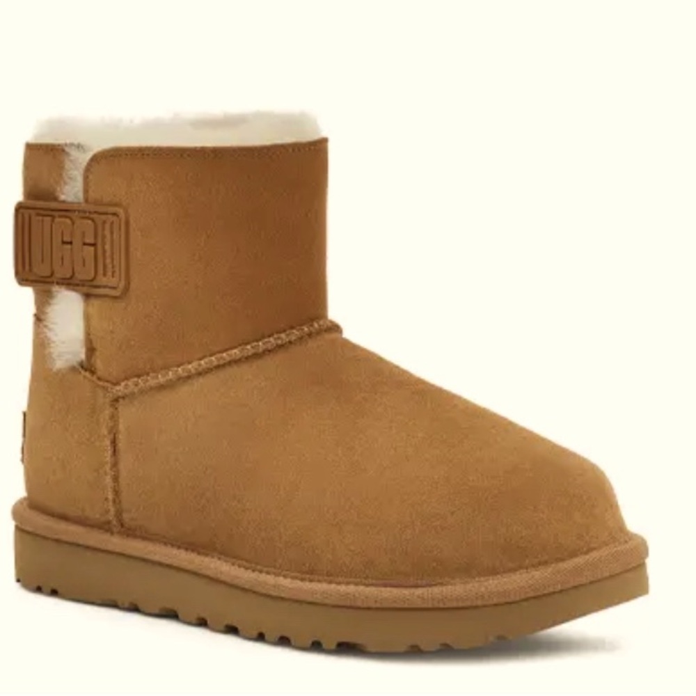 UGG Women's Mini Bailey Logo Strap Suede Boot Chesnut